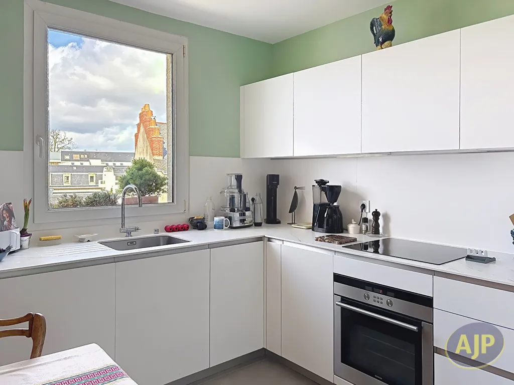 Cuisine - Appartement avec Balcon au Centre de Nantes