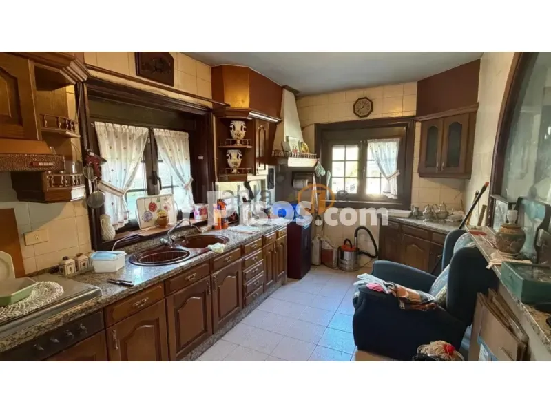 Cuisine - Chalet with Terraced Garden in Beariz