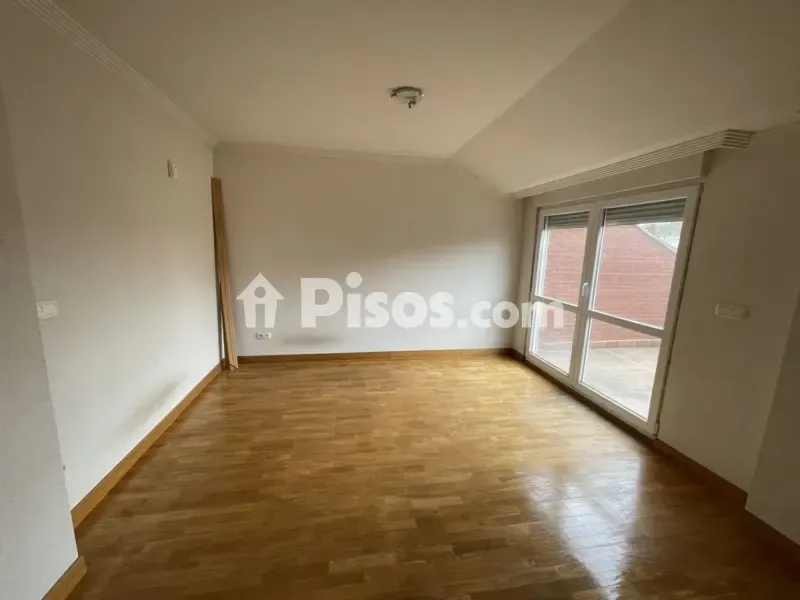 Pièces - Penthouse with Terrace in Palencia