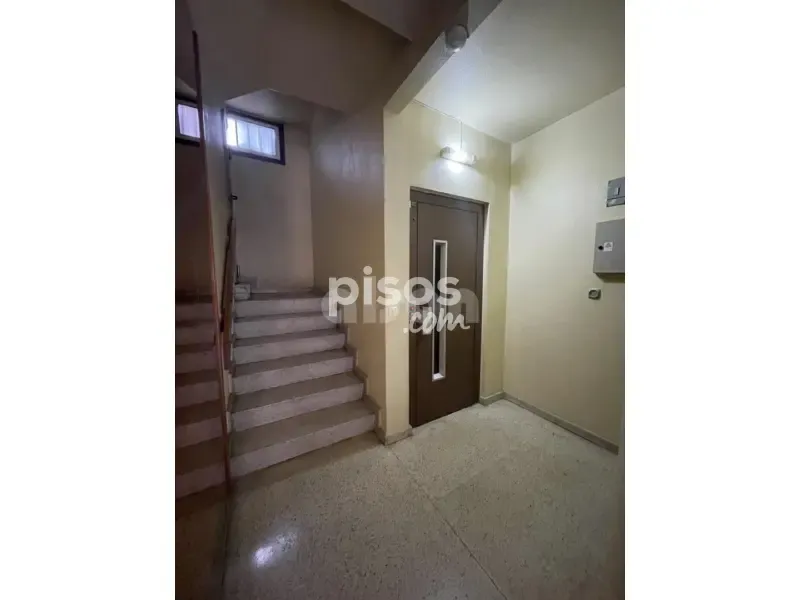 Pièces - Apartment with Large Windows in Vigo