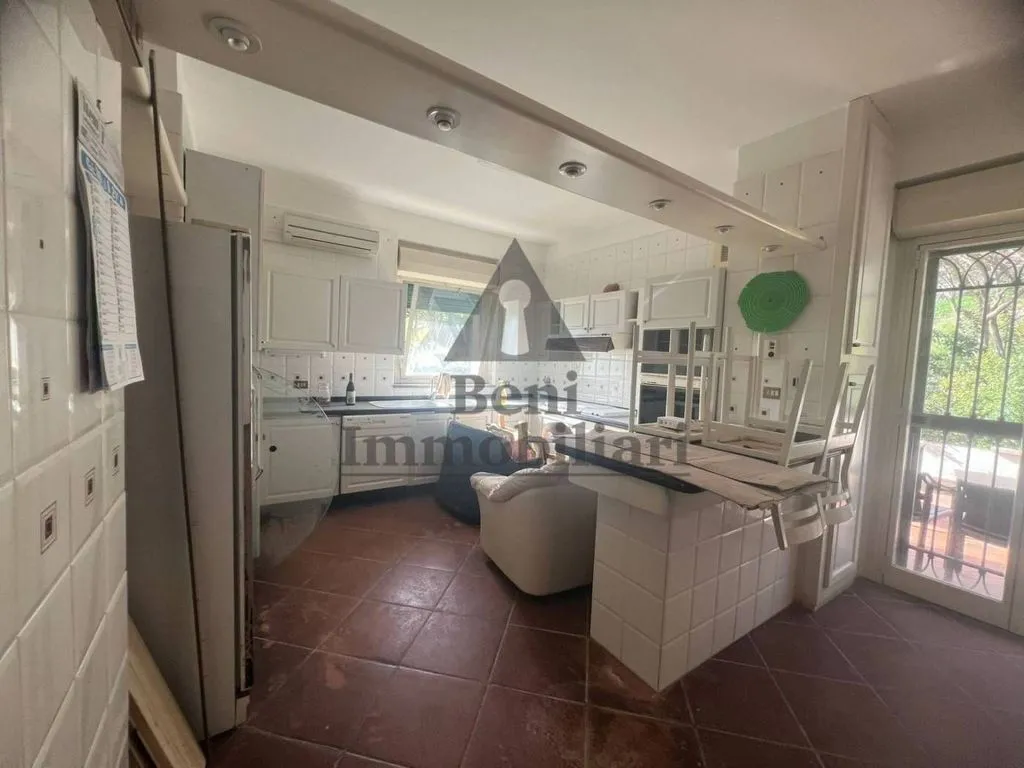 Cuisine - Luxury Villa with Pool in Palermo