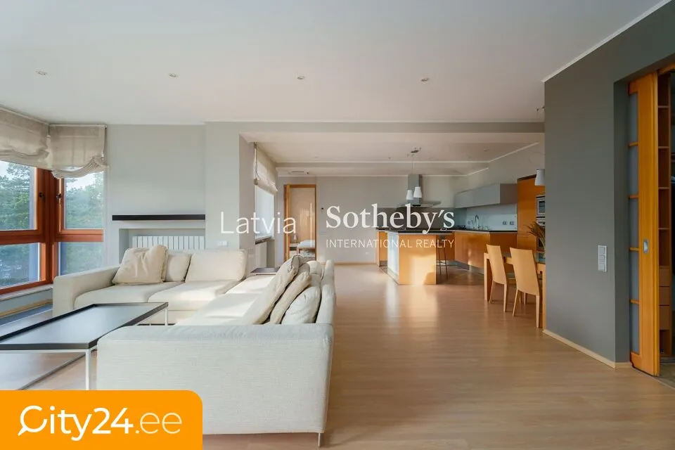 Elutuba - Furnished Apartment with Sea Access in Lielupe