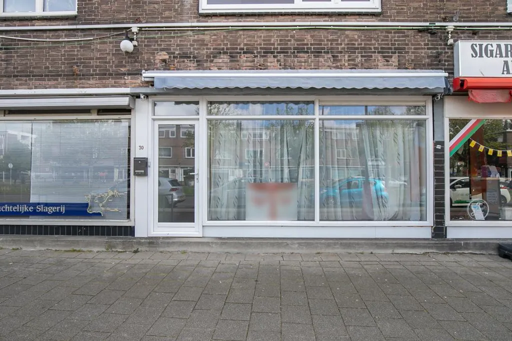 Välivaade - Two Maisonnettes with Separate Entrances in Rotterdam