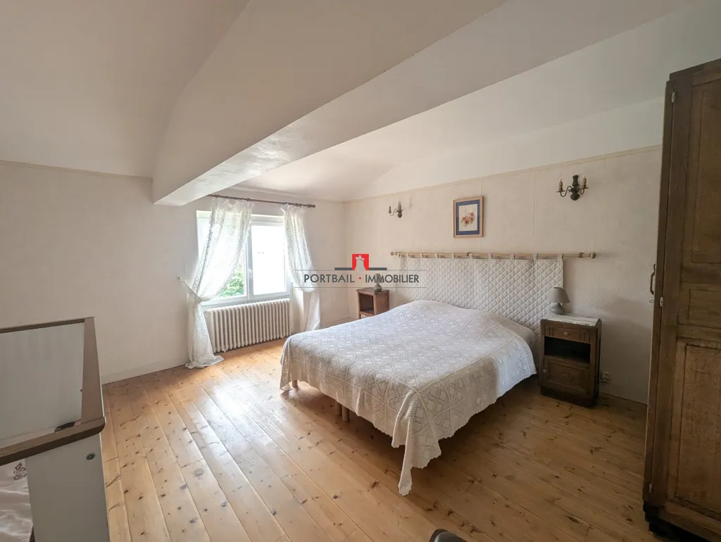 Chambres - Maison en Pierre avec Cour à Plassac
