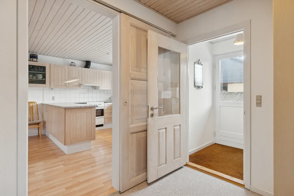 Esik - Architect-designed Villa with Garden near Silkeborg