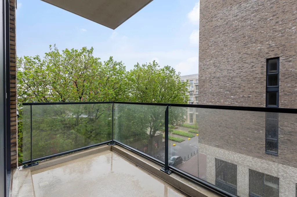 Balcon - Apartment with Balcony on Calandkade