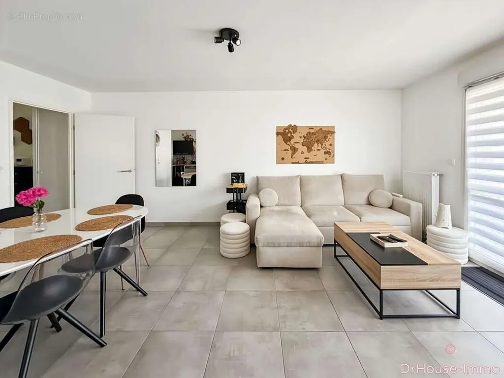 Elutuba - Modern Apartment with Balcony in Dijon