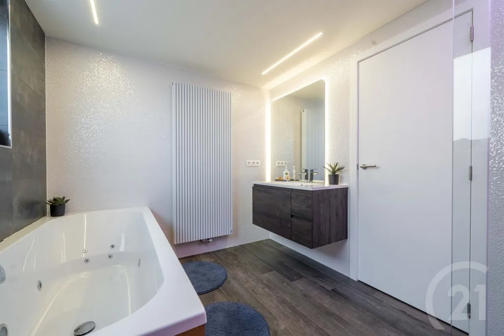 Salles de bain - Maison avec vue sur champs à Betekom