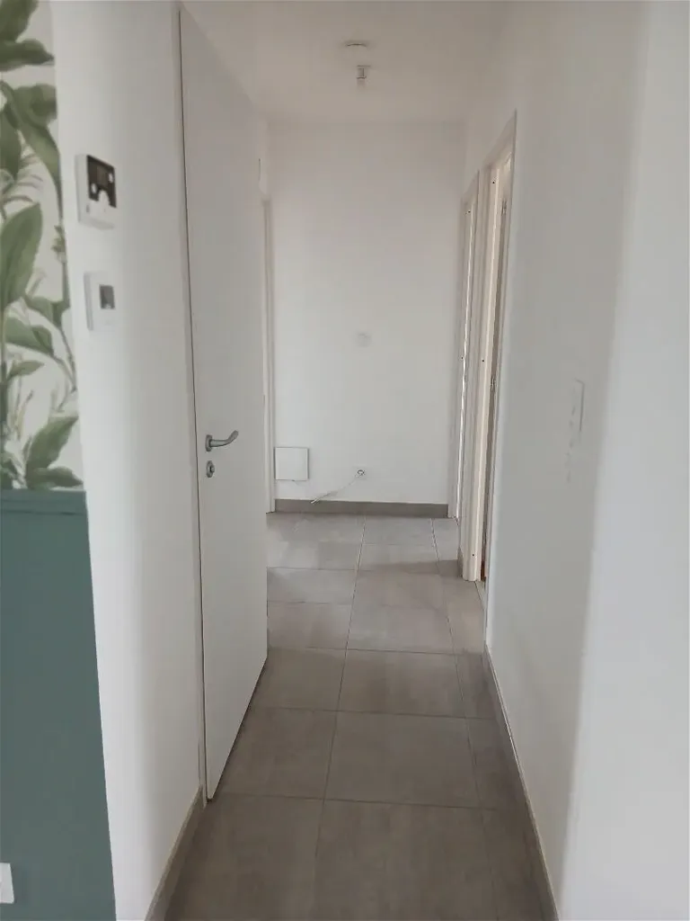 Entrée - Pavillon Neuf avec Accessibilité PMR à Longué-Jumelles