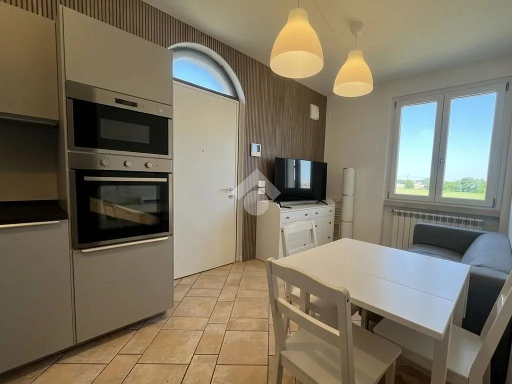 Köök - Fully Furnished 2-Bedroom Apartment with Balcony in Flero