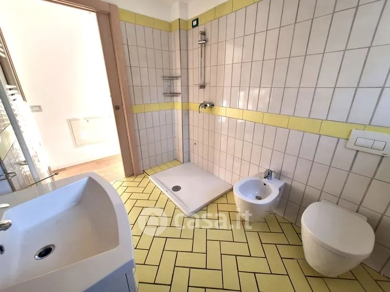Bathrooms - Rustic Villa with Private Garden in Trescore Balneario