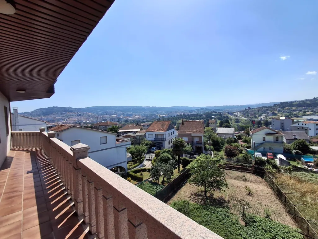 Balcon - Chalet with Garden in Cabeza de Vaca, Ourense