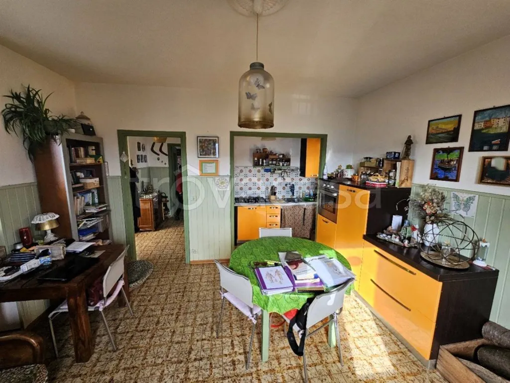 Söögituba - Rustic Property with Mountain View in Venasca