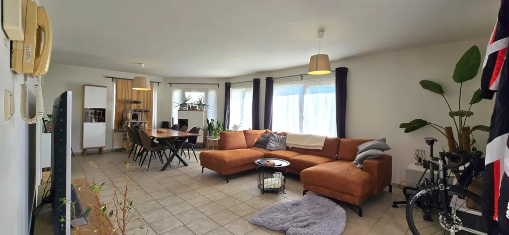 Elutuba - Commercial Property with Terrace in Lummen