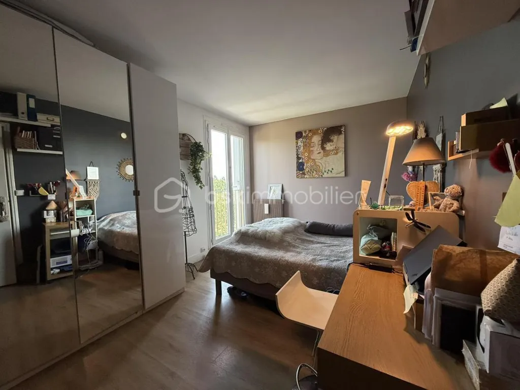 Camere da letto - Spacious Flat with Parking in Verdant Residence