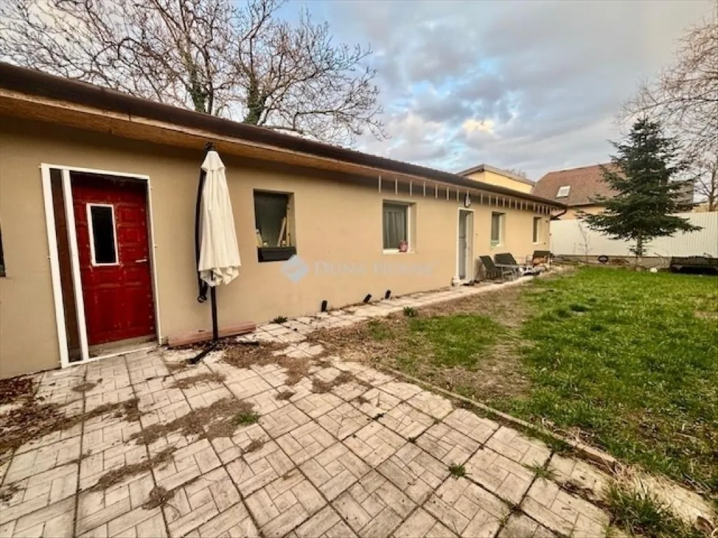 Giardino - Two-Generation Family Homes on a Plot in Kispest