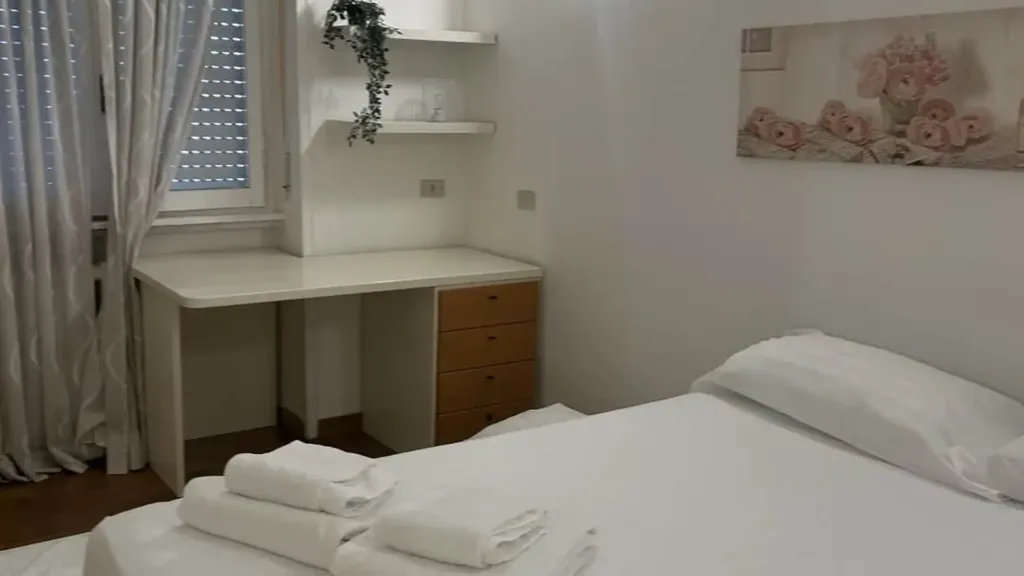Magamistoad - Two-Bedroom Flat in Gambara, Milan