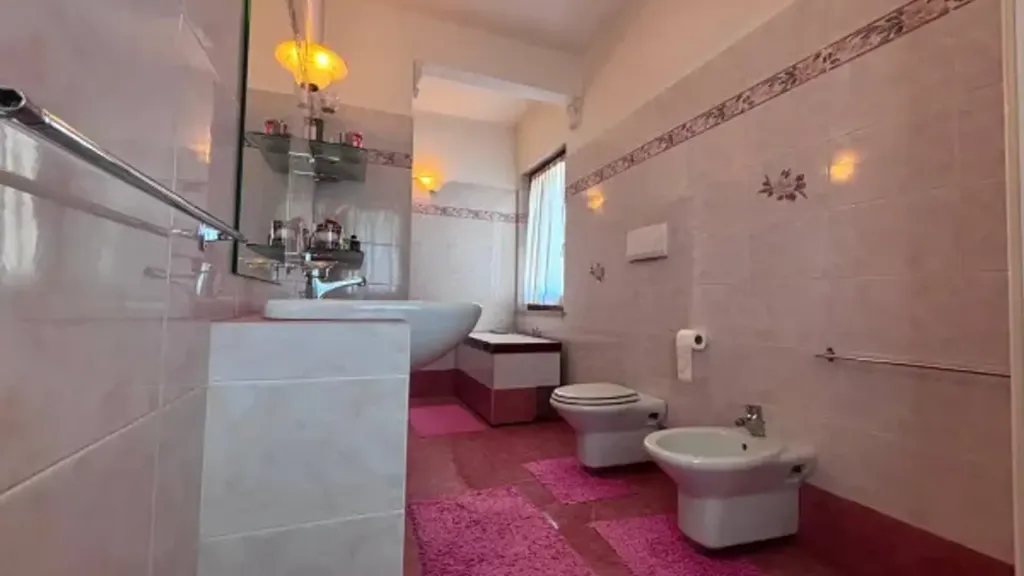 Vannitoad - Rustic Villa with Olive Grove in Montefiore Dell'Aso