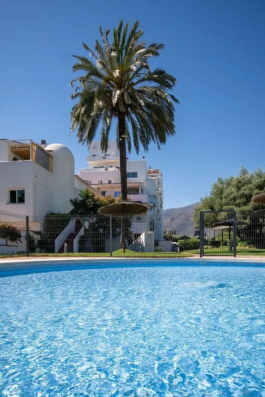 Piscine - Reformed Apartment with Pool in Estepona West