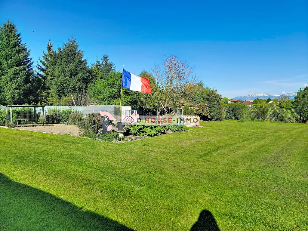 Aed - Family House with Large Garden in Izeaux