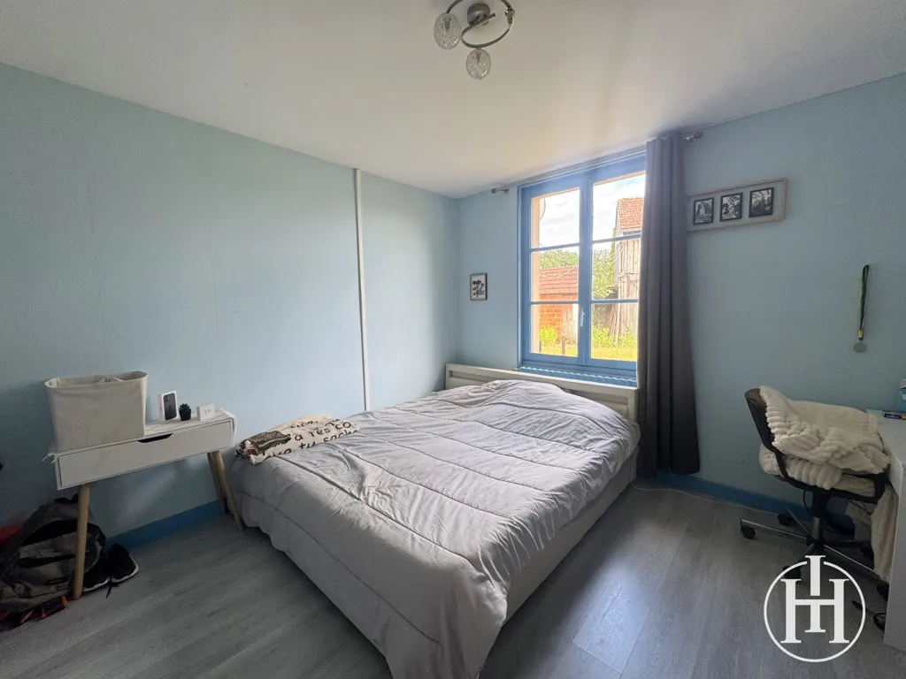Chambres - Maison à rénover avec jardin à Lurcy-Lévis