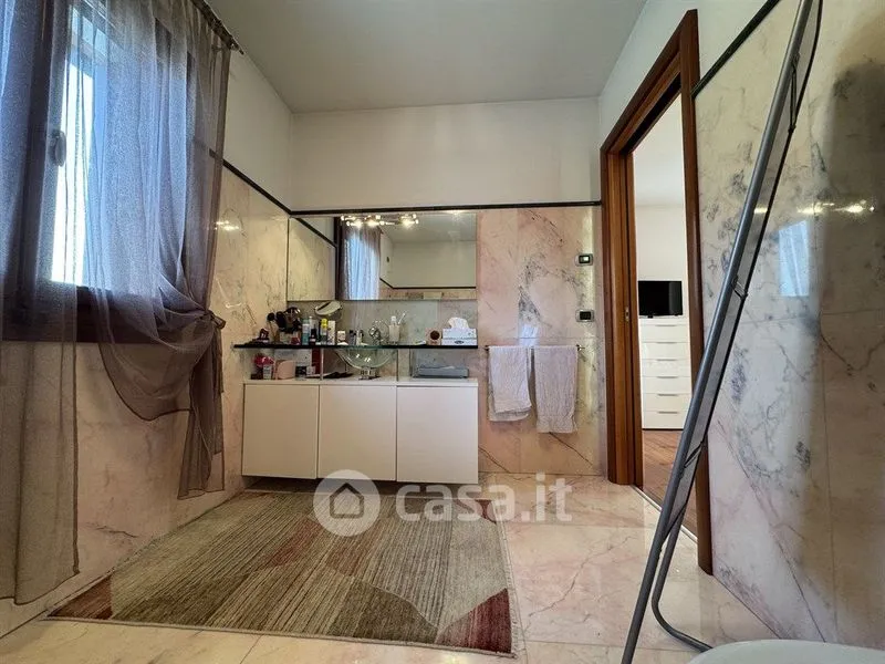 Salles de bain - Modern Villa with Private Garden in Cordenons
