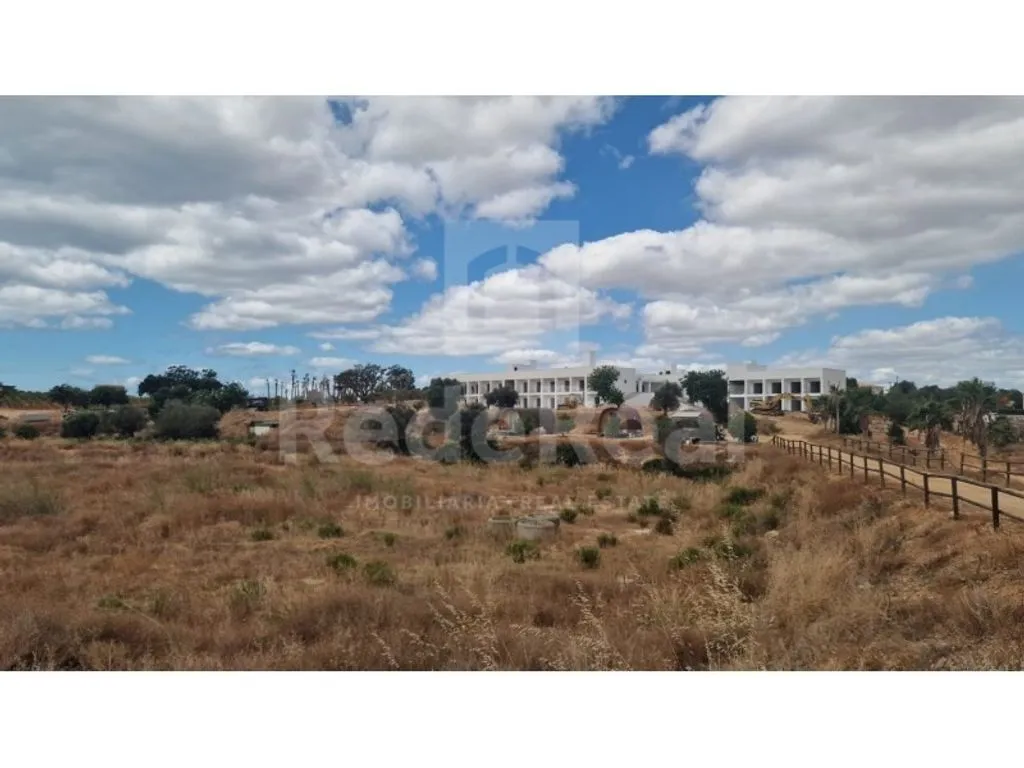 Aed - Luxury Hotel with Outdoor Pool in Albufeira
