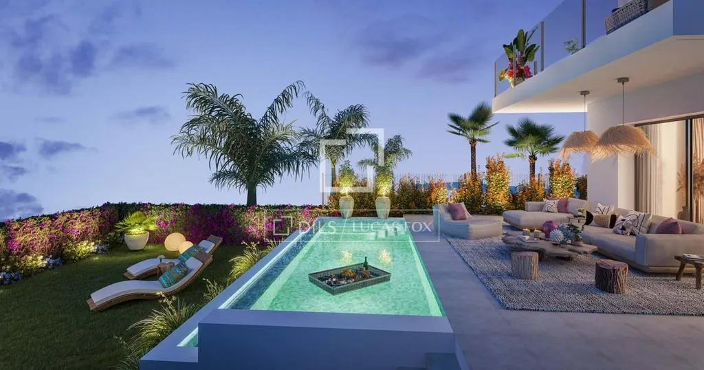 Bassein - Luxury Villa with Golf Club Access in Málaga