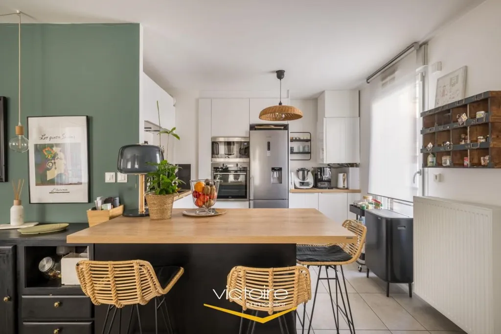 Köök - Duplex Apartment with Terraces in Montchat
