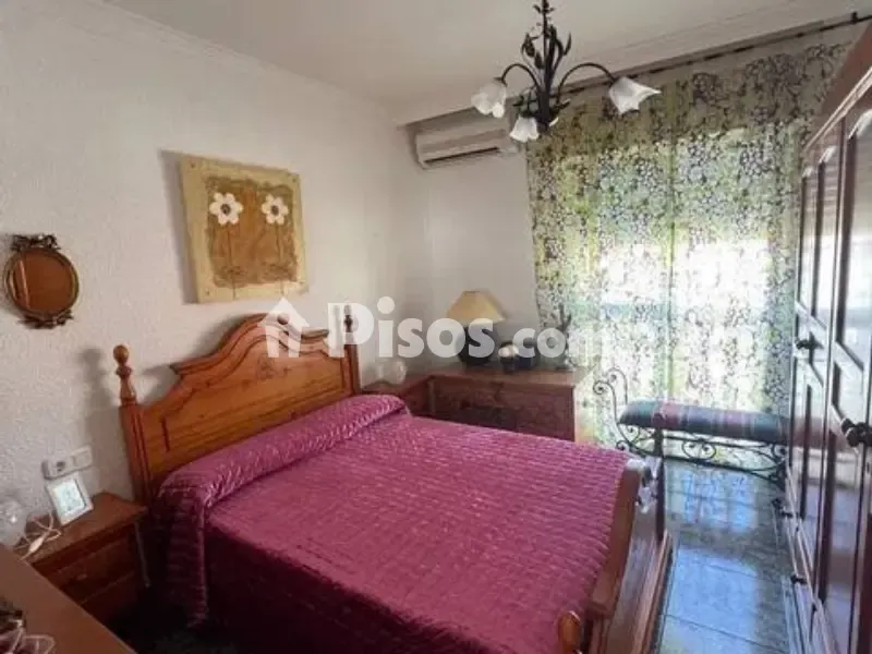 Chambres - Duplex with Garage in Barrio de los Institutos