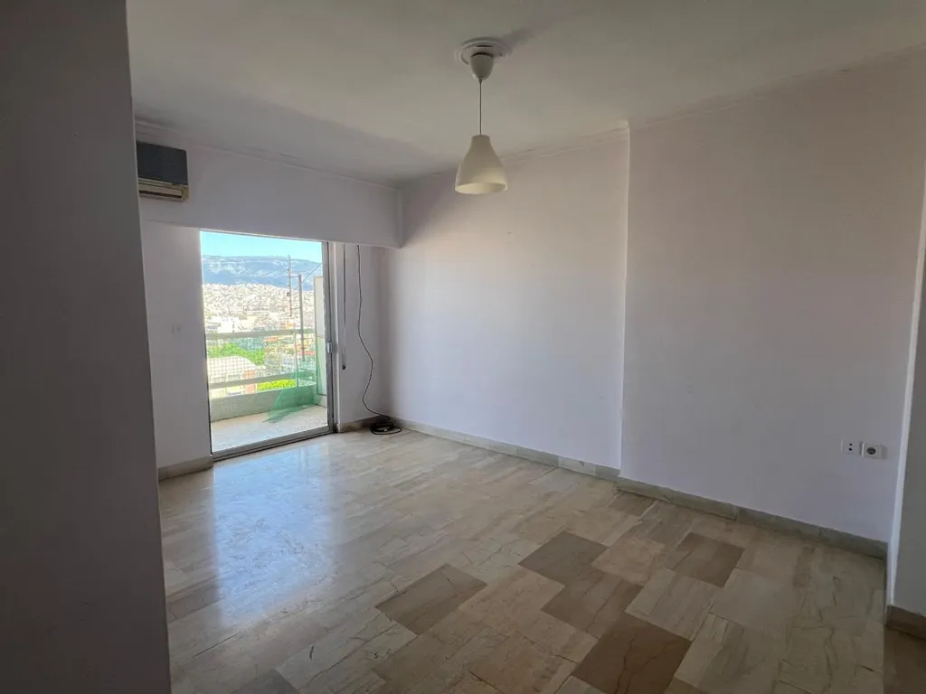 Toad - Flat with Panoramic Views in Agios Nikolaos, Athens