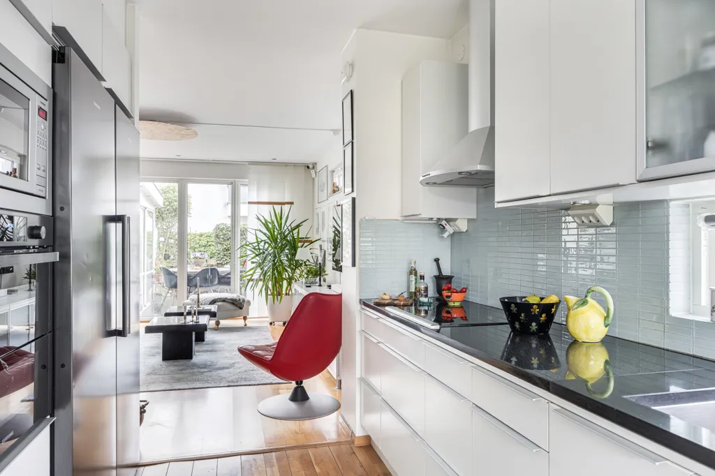 Cuisine - Seaside Townhouse with Garden in Strandstaden