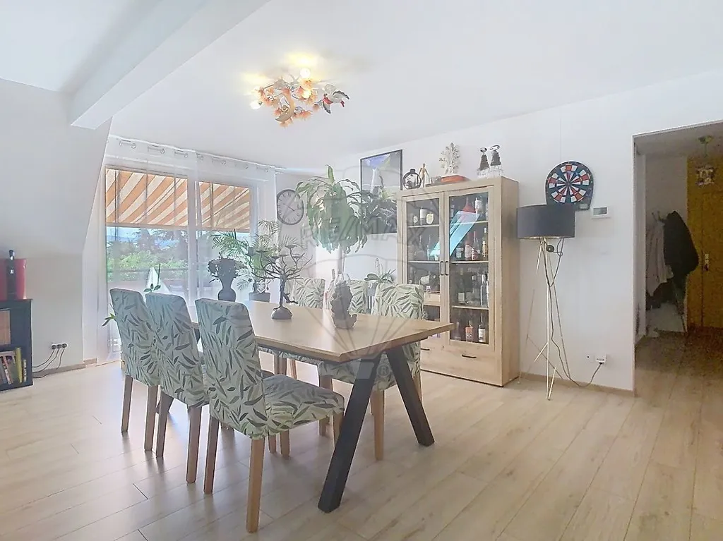Salle à manger - Appartement Duplex avec Terrasse à Colmar