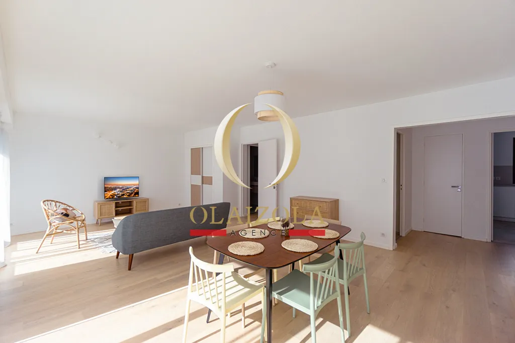 Dining Room - Renovated Apartment with Balcony in Biarritz