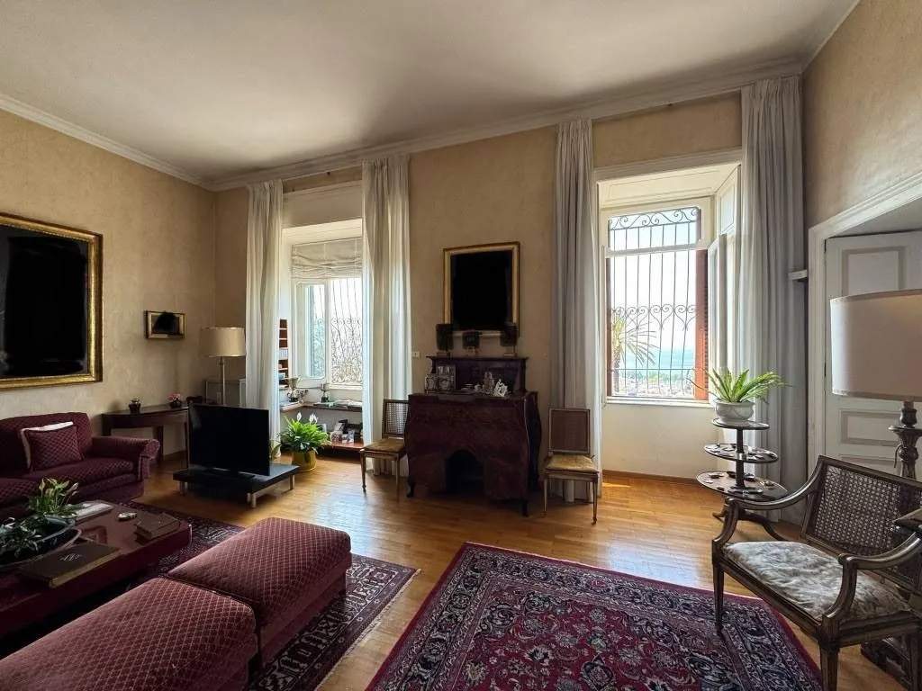 Soggiorno - Luxury Flat with Panoramic Views in Naples