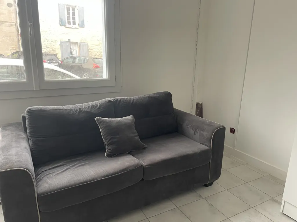 Elutuba - Renovated Studio in Mauzé Sur Le Mignon