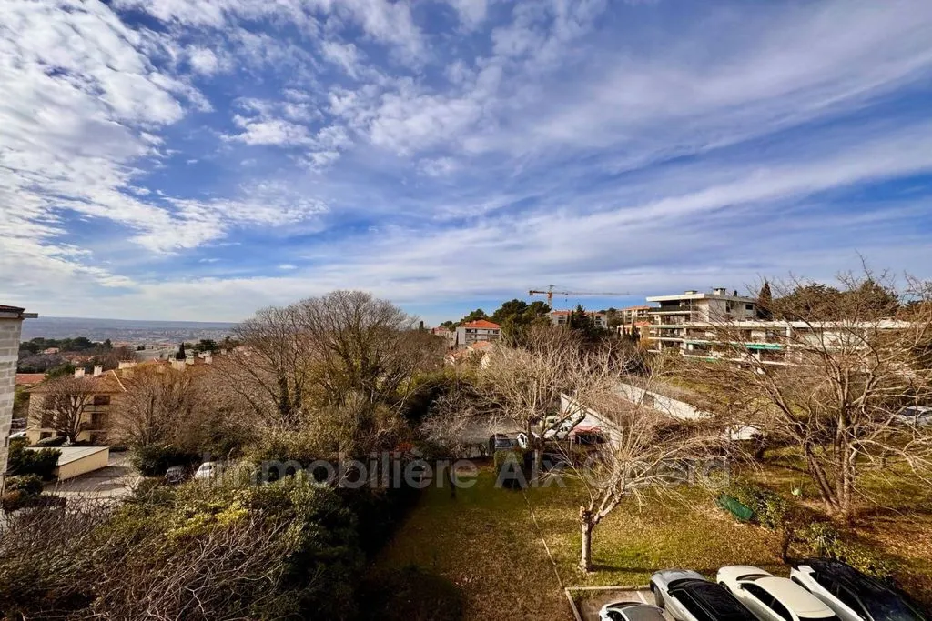 Balcon - Appartement Luxueux avec Terrasse à Aix-en-Provence