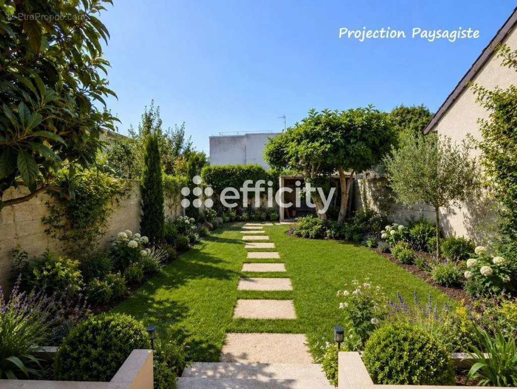 Aed - Traversant House with Garden in Saint-Denis