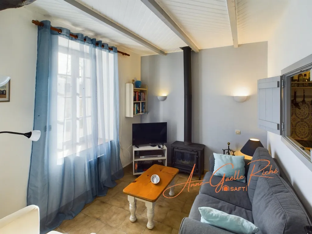 Séjour - Maison Charentaise avec Gîte et Piscine à Semoussac