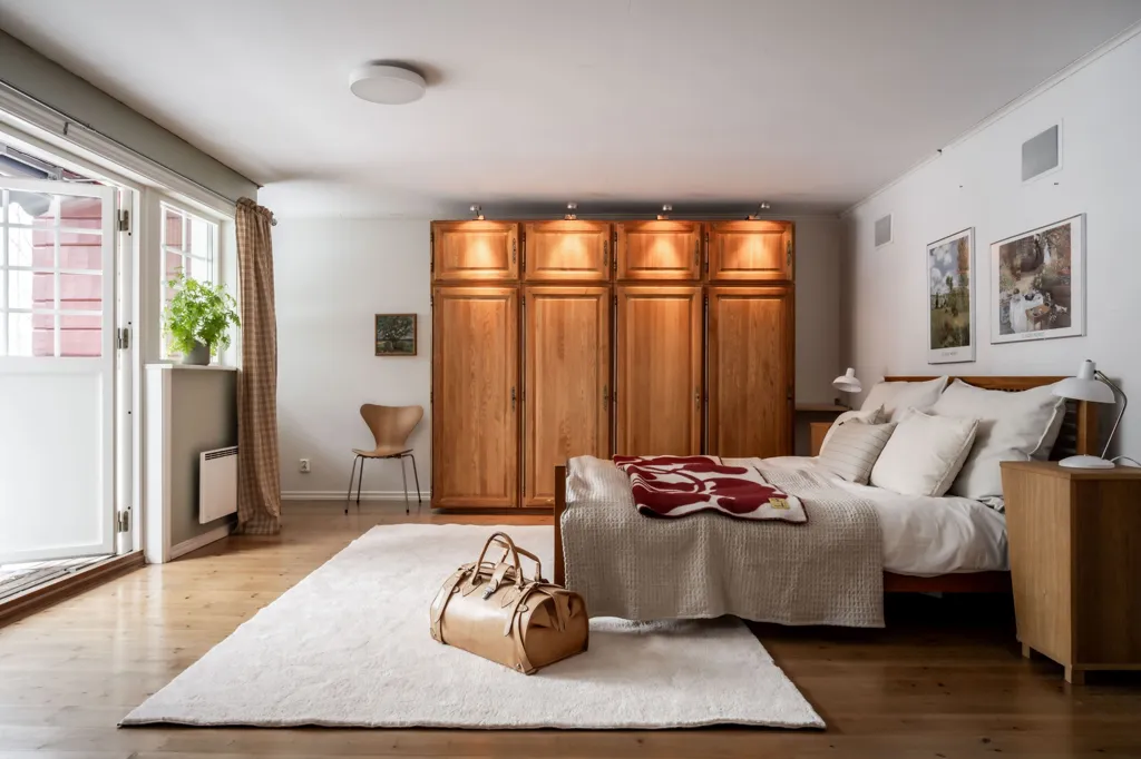 Chambres - Charming Two-Storey Villa with Lake View in Sandared