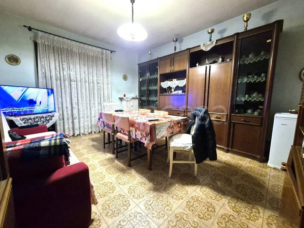 Sala da pranzo - Apartment with Balcony in Piobesi Torinese