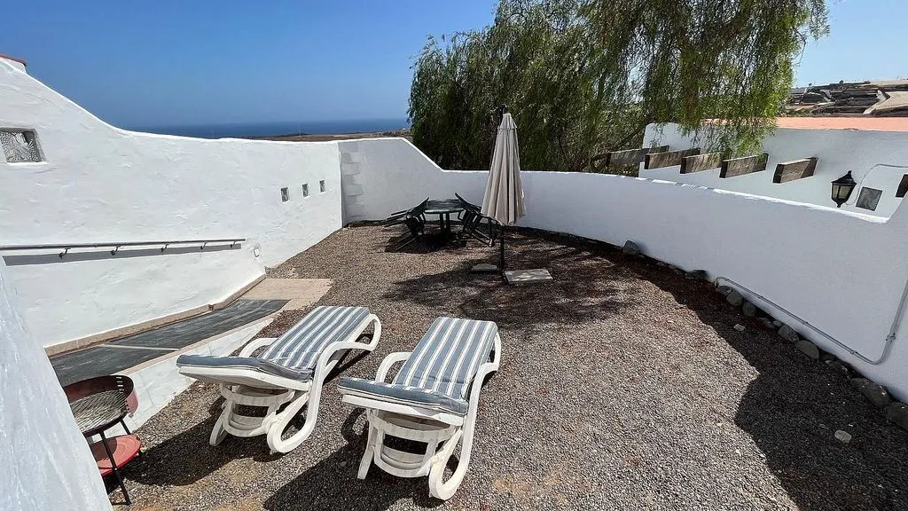 Terrazza - Rustic Farmhouse with Pool near Maspalomas