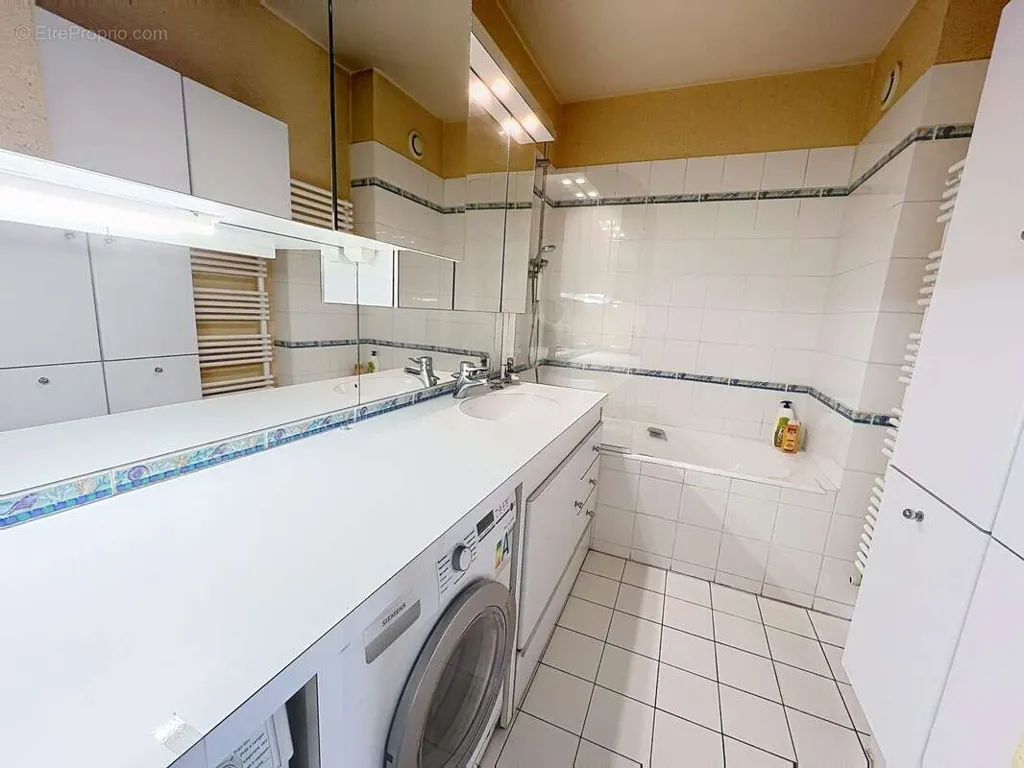 Pesuköök - Luxury Apartment with Parking in Garches