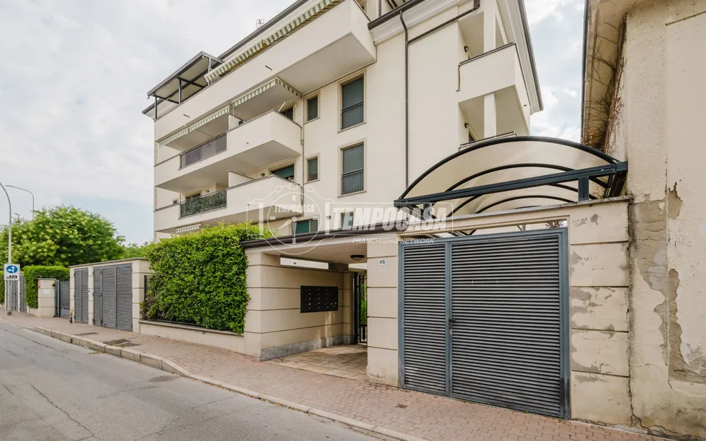 Extérieur - Two-Bedroom Apartment with Balcony in Trezzano Sul Naviglio