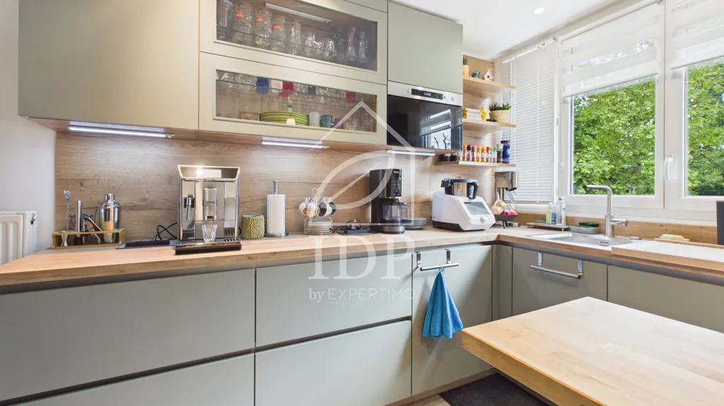 Köök - Fully Renovated 4-Piece with Balcony in Corbeil-Essonnes