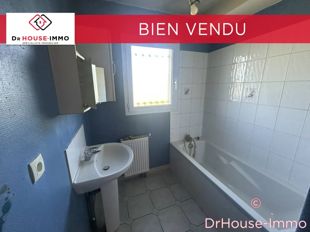 Vannitoad - 6-Piece House with Garden in Troyes
