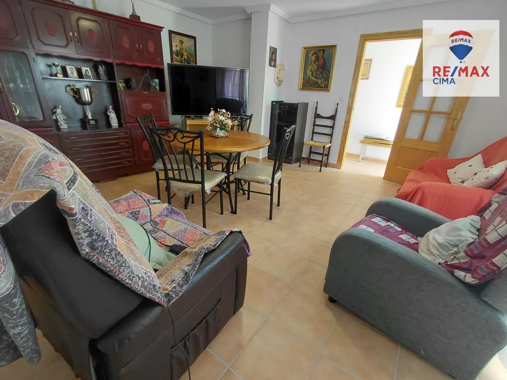 Elutuba - Spacious House with Terraces in Campo Cámara