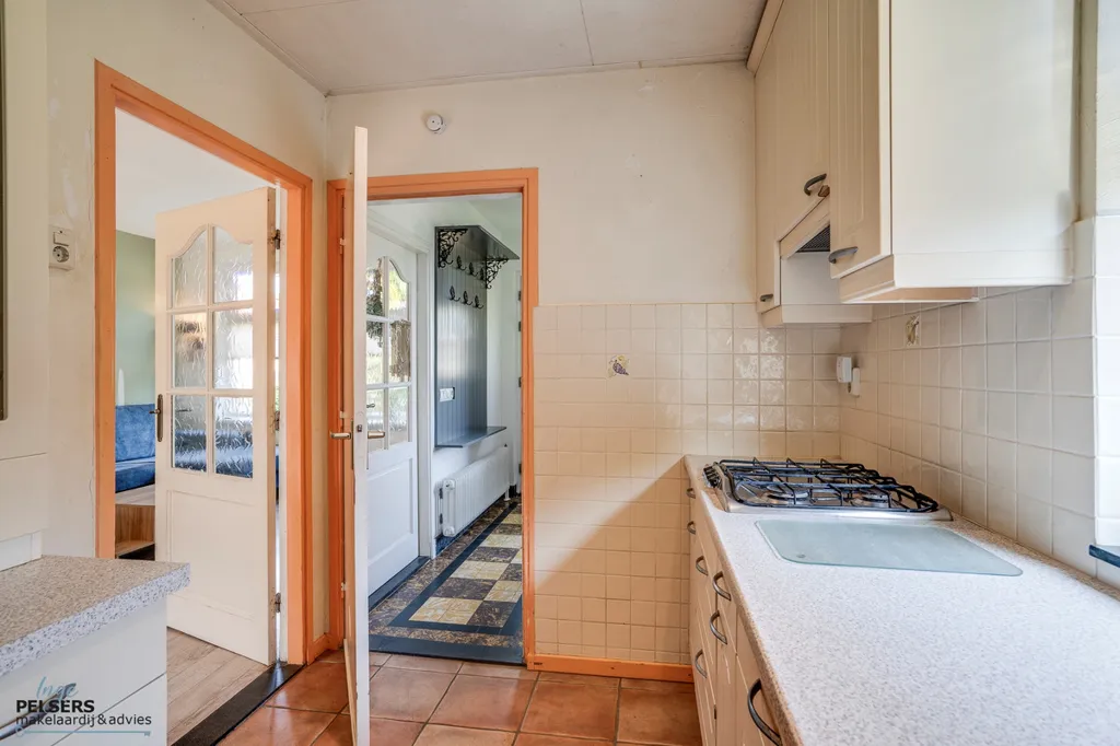 Kitchen - Characterful Two-Storey House with Garden in Reuver