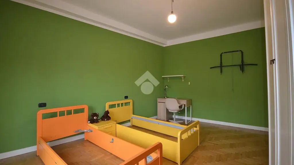 Chambres - Trilocale with Terrace in Flero