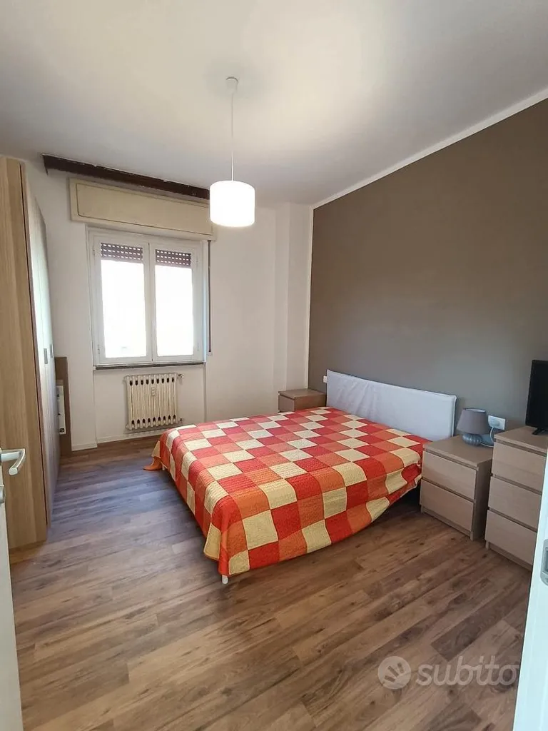 Chambres - Single Room in Rented Apartment, Segrate